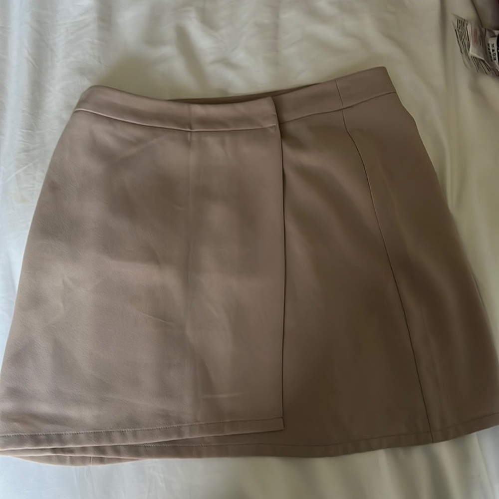 Forever 21 cream wrap around mini skirt